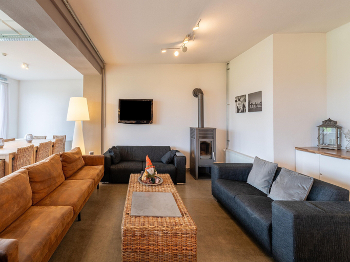 Living room 5, Spacious Group Stay in Teuge With Garden, Voorst