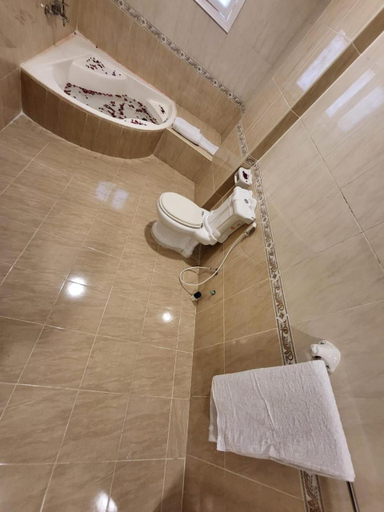 Bathroom 2, Lucky Pyramids View Inn, Al-Ahram