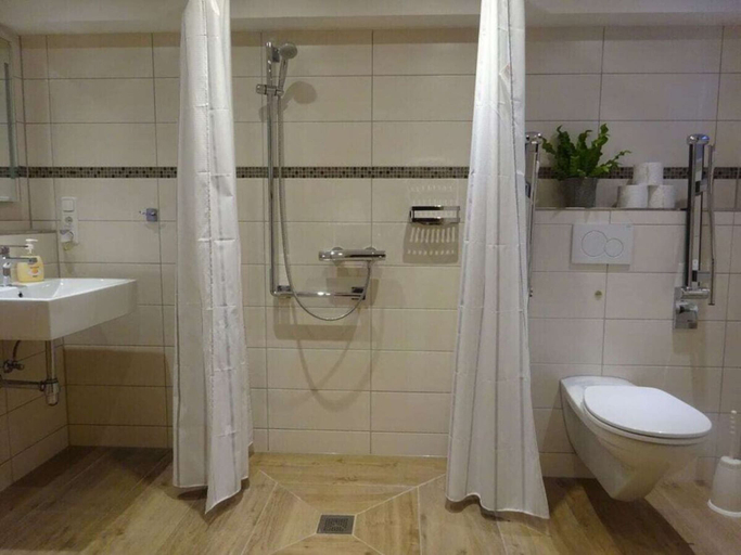 Bathroom 5, Irene Dorn Comfortable Holiday Residence, Starnberg