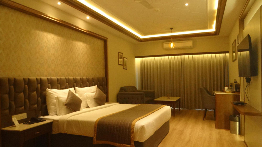 Bedroom 2, Kasauli Resort by Piccadily, Solan