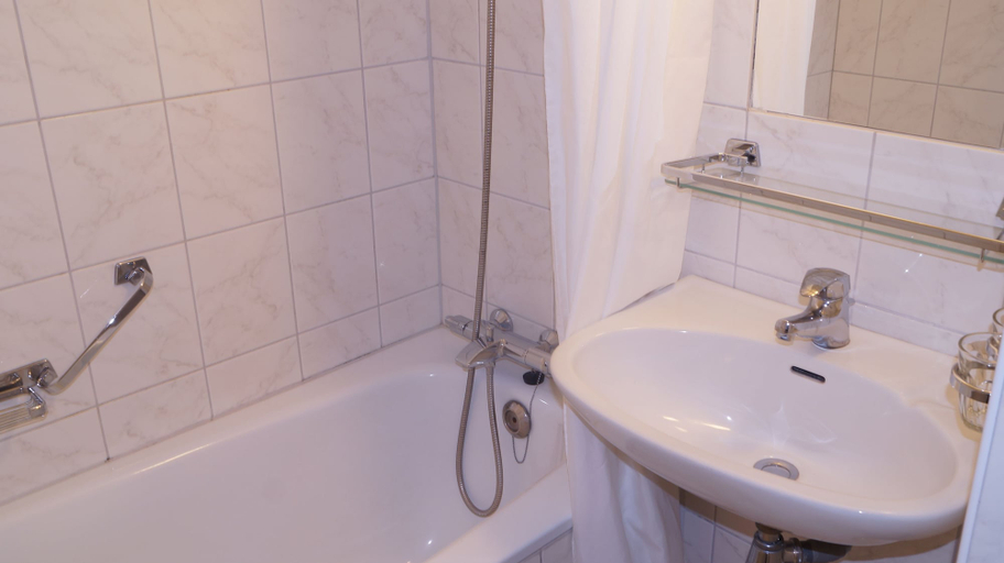 Bathroom 5, Fletcher Resort-Hotel Zutphen, Zutphen