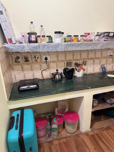 Food & Drinks 4, Awara Hostel & Dormitory, Lucknow
