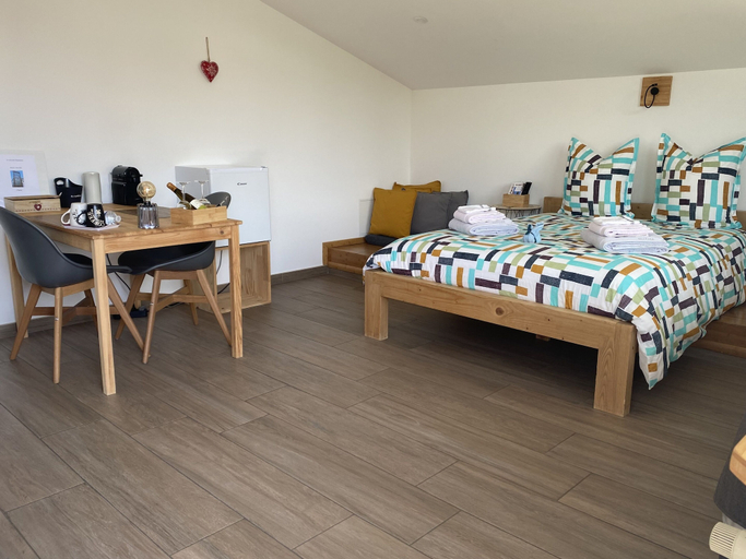 Bedroom 5, Le Clos des Pommiers, Haut-Rhin