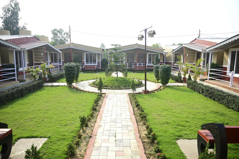 Property grounds, THE SPARROW NEST ECO COTTAGE, Puri