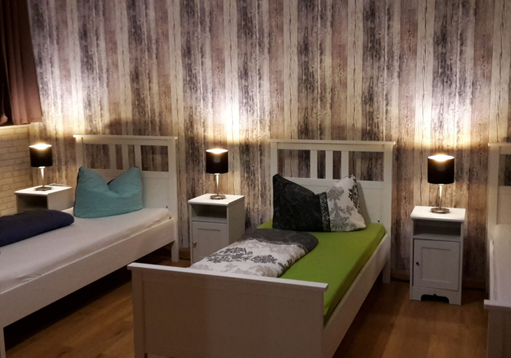 Room 2, Novitel Augsburg, Augsburg