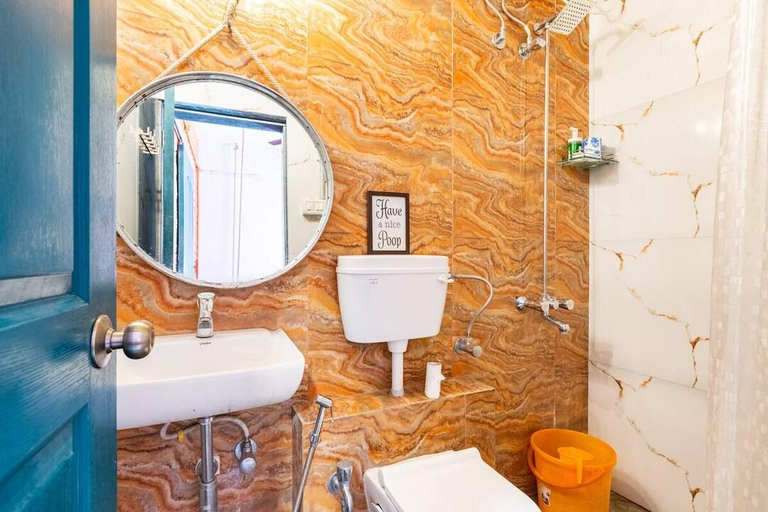 Bathroom 4, Lakeside Boheme Inn, Raigarh