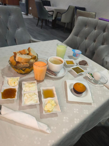 Food & Drinks 5, Hotel edhiafa, Sidi El Béchir