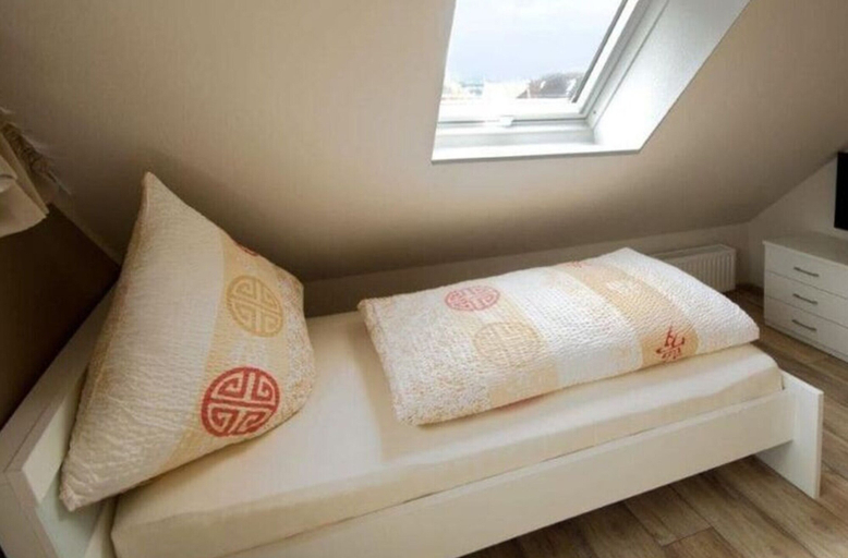Room 4, Holiday Apartment Stopperstek, Aurich
