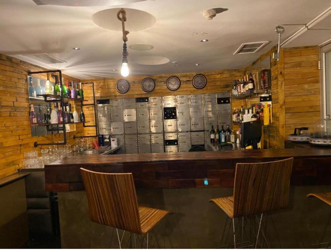 Food & Drinks 5, Mapungubwe Pop Champagne hotel apartments, City of Johannesburg
