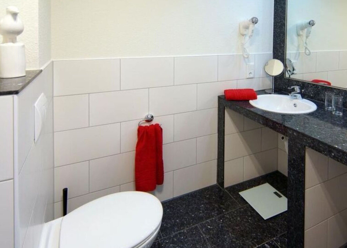 Others 4, Holiday apartment Gordingstek, Aurich
