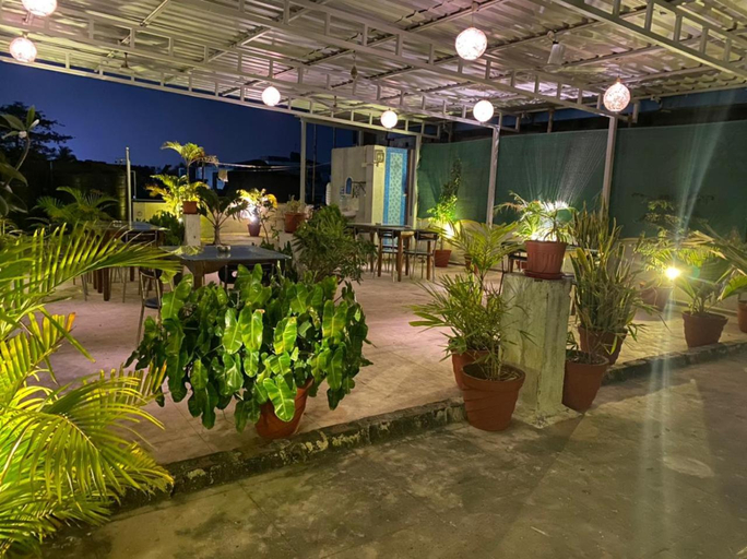 Others 5, La Paradise Residency, Puducherry