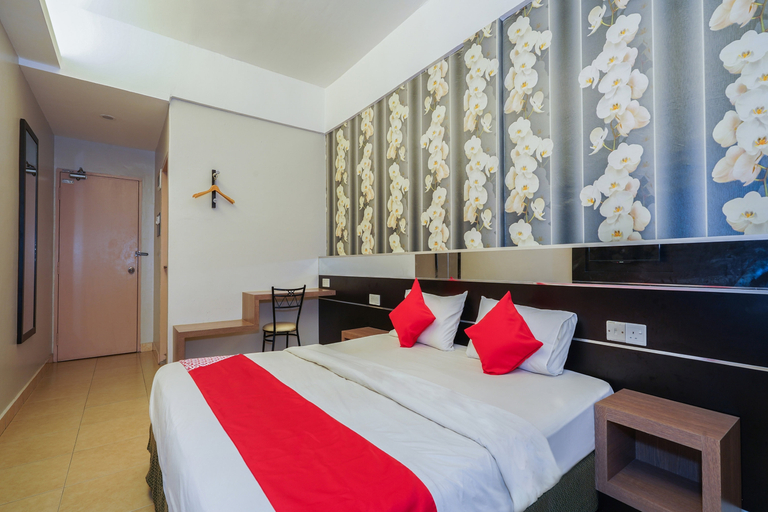 Bedroom 3, Hotel O Hotel Orchard Inn, Manjung