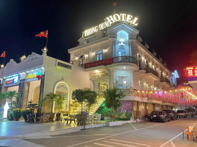 Front of property - evening/night, Phong Dung Hotel, Tuy Phong