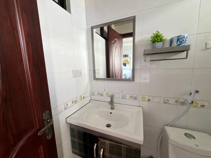 Bathroom 4, Masaki Anne H & Apartment, Kinondoni