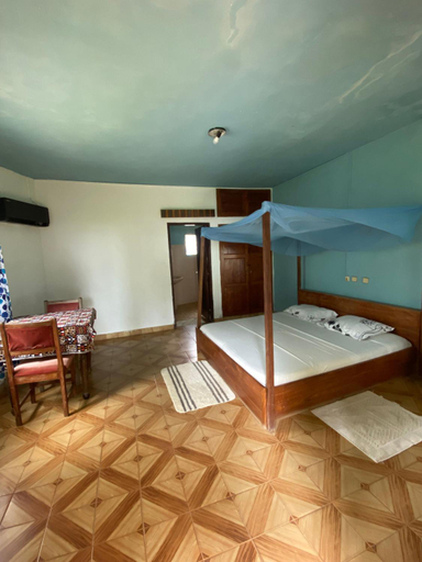 Bedroom 3, Hotel Village Aheme, Bopa