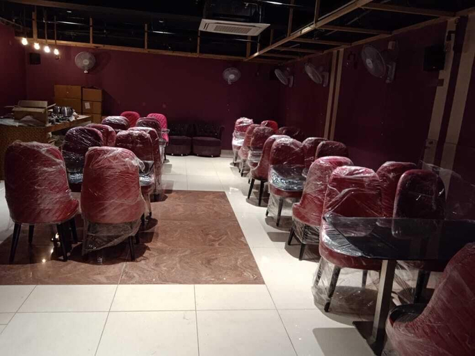 Meeting facility, hotel crystal empire, Panchkula