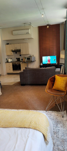Bedroom 3, Mapungubwe Pop Champagne hotel apartments, City of Johannesburg