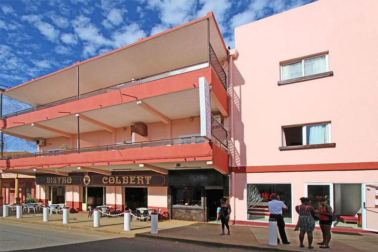 Exterior & Views, Hotel le Colbert, Diana