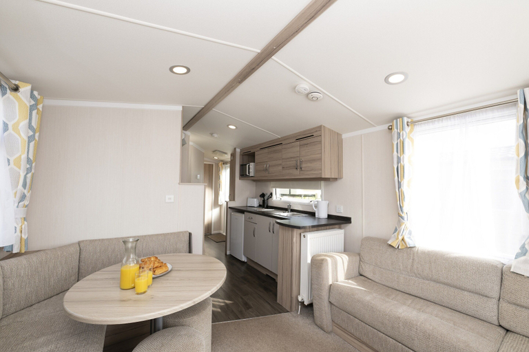 Living room 5, Sunbeam Caravan by Belvilla, Cornwall