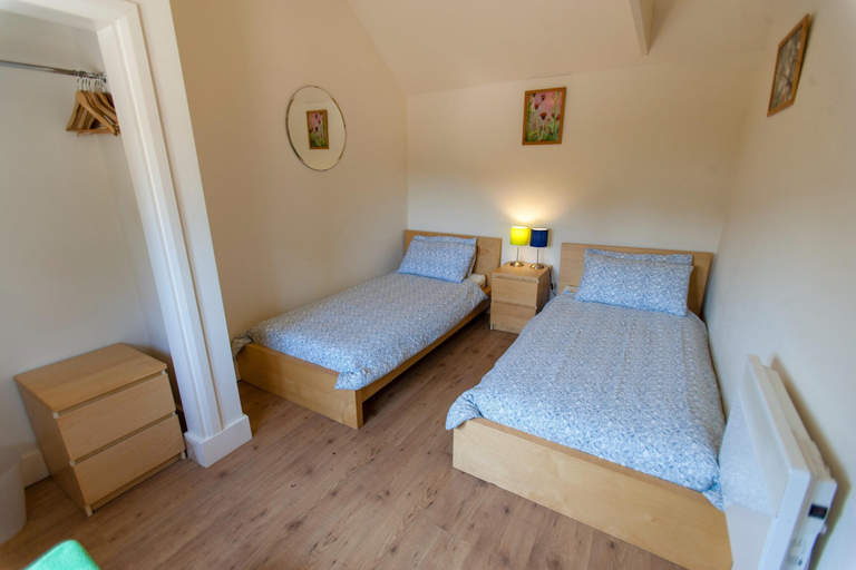 Room 2, Peaceful Family Retreat in Kent Downs, Kent
