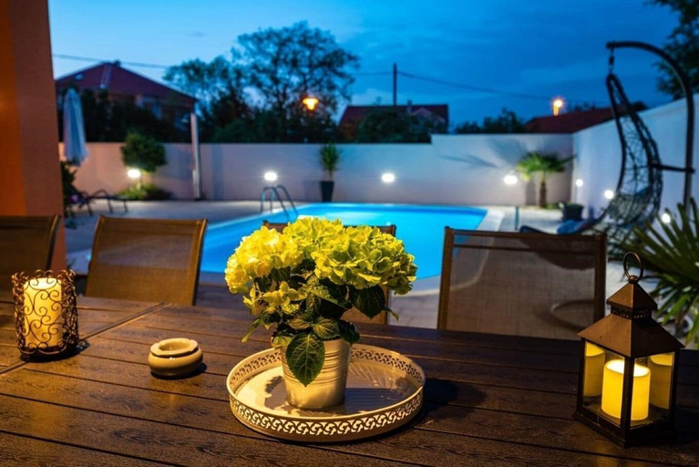 Others 4, House Luxury Villa With Pool, Nin