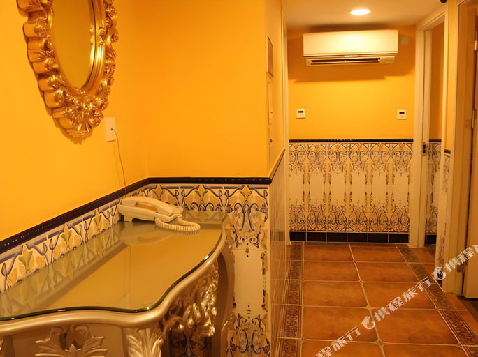 Bathroom, Happy Family Hotel, Macao