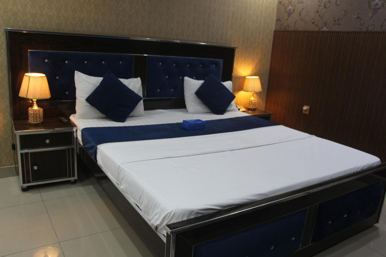 Bedroom 2, blue swiss hotel, Lahore