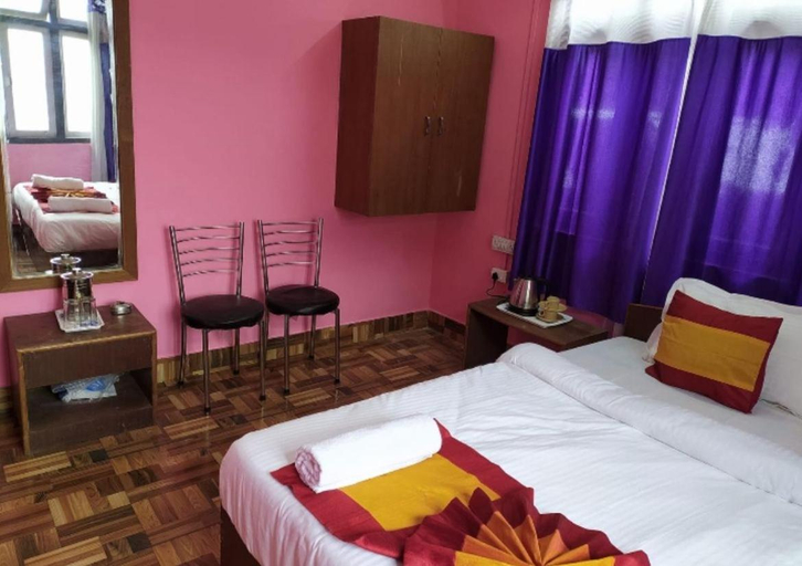 Bedroom 2, Siddanth Inn, East Sikkim