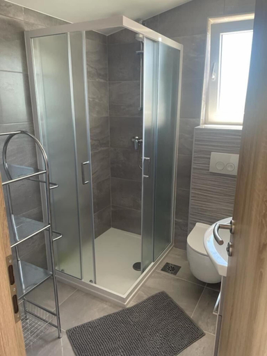 Bathroom 3, Apartment Sandra, Nin