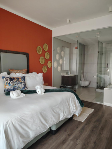 Others 5, Menlyn Maine Trilogy Apartment 1316, City of Tshwane