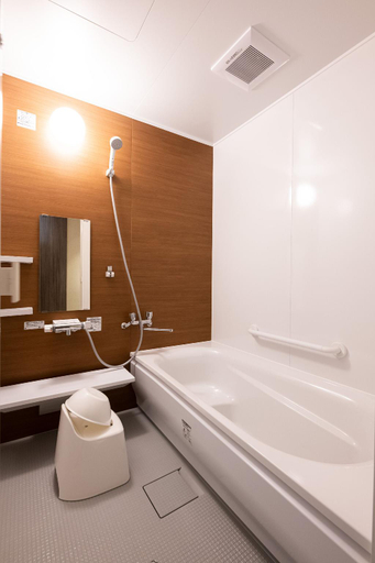 Bathroom 3, Volcano, Kagoshima
