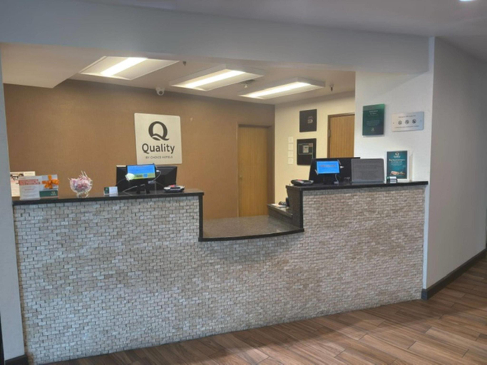 Public Area 3, Quality Inn & Suites Colby, Thomas