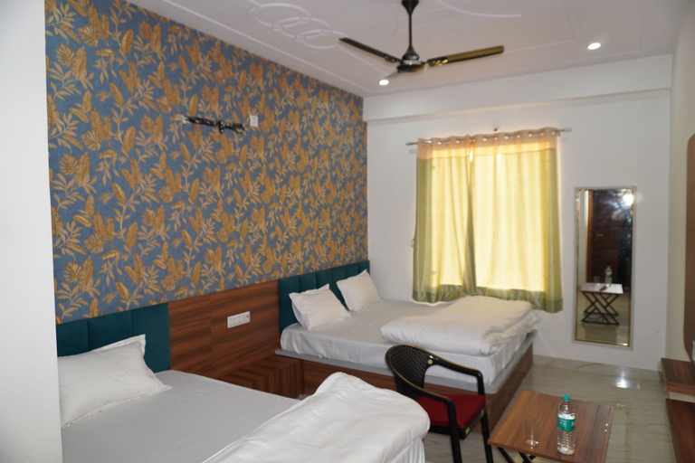 Room 4, Hotel JR Palace, Sikar