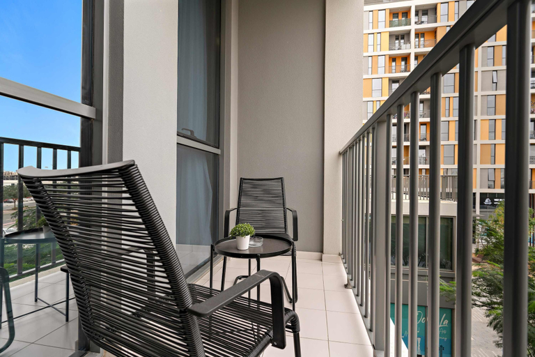 Room 2, Silkhaus Signature 1BR Afnan Production City, Dubai