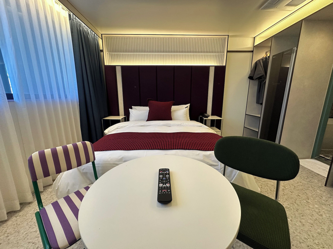Room 5, Hotel Flore, Jeonju