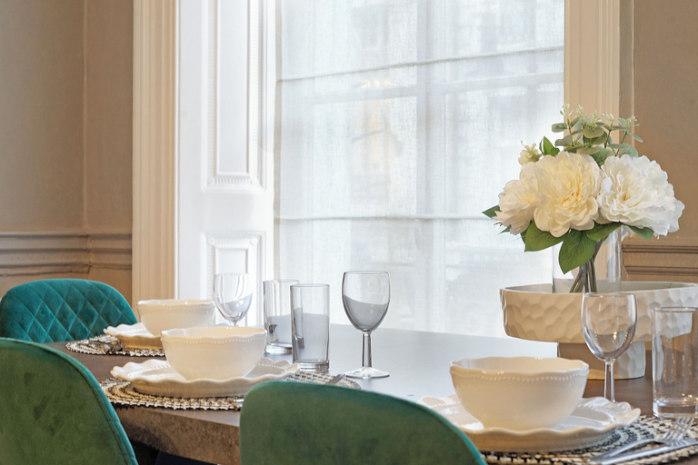 Dining 5, Hertford Flat 7, London