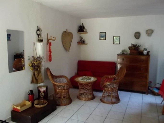 Others 3, House Kornati Robinzon, Sali