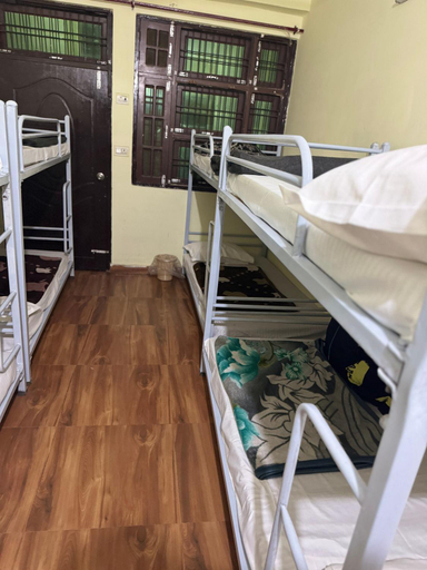 Bedroom 4, Awara Hostels and Dormitory, Lucknow