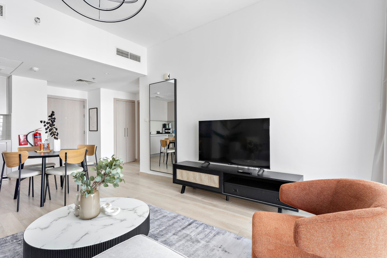 Room 5, Silkhaus Luxury Canal View 1bdr Yas Island, Yas Island