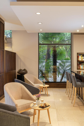 Public Area 4, NH Cordillera Hotel, Capital