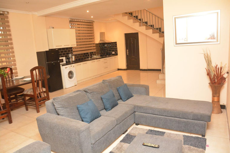 Others 3, Amareen Apartments, Tema