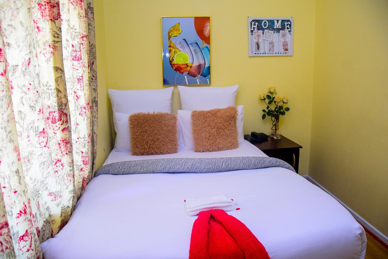 Bedroom 4, Umzimkulu Hotel, Sisonke