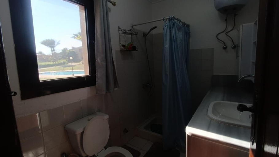 Bathroom 2, Cozy Chalet In Stella Makadi Beach Resort Hurghada, Safaja