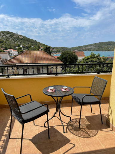 Balcony 3, House DMS, Tisno