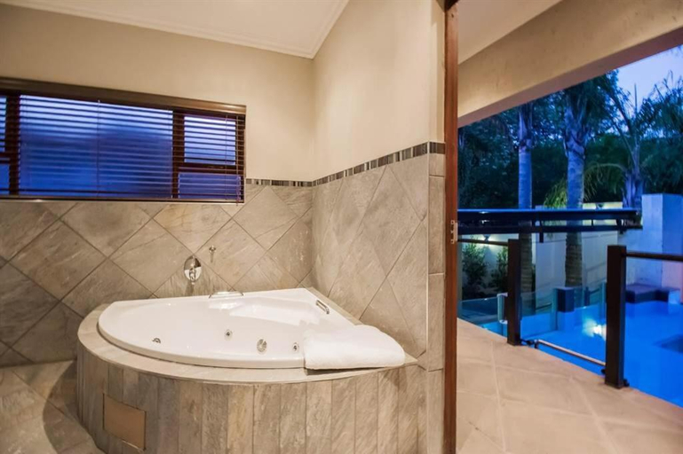 Bathroom 4, Inn On Mars, City of Tshwane