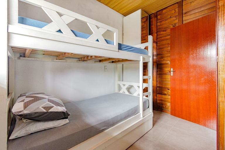 Room 3, Casa p 5 Pessoas Perto das Praias e Beto Carrero, Penha