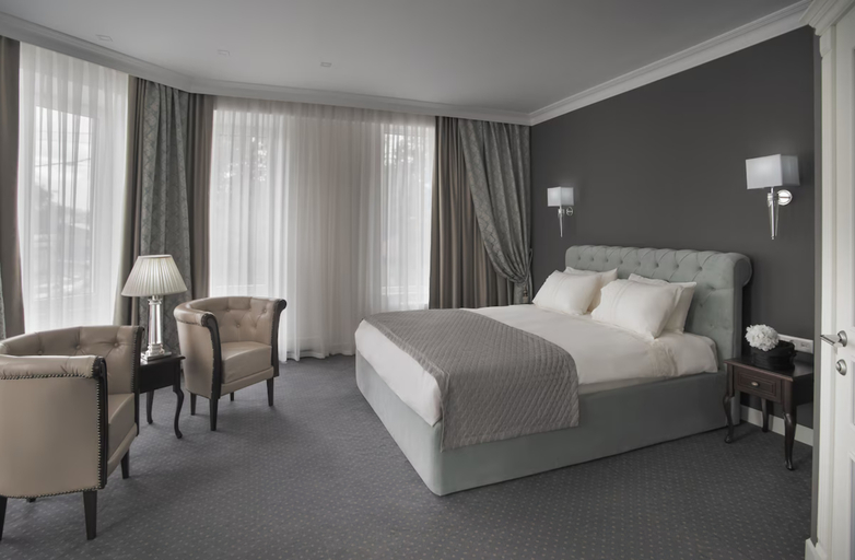 Bedroom 3, London Boutique Hotel