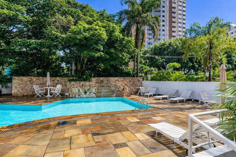 Room 3, Apto com Piscina e Garagem Perto do Ibirapuera, São Paulo