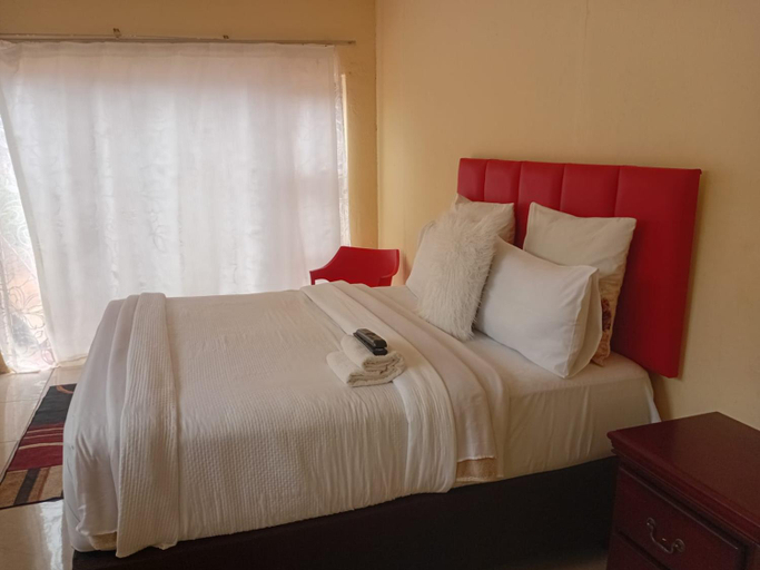 Bedroom 3, Happy Guest House, Ngaka Modiri Molema