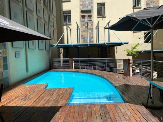 Sport & Beauty, Mapungubwe Pop Champagne hotel apartments, City of Johannesburg